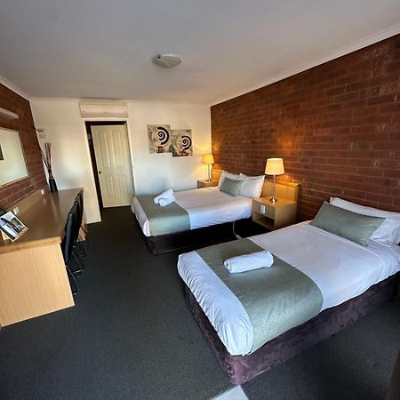 אצ'וקה Pevensey Motor Lodge מראה חיצוני תמונה
