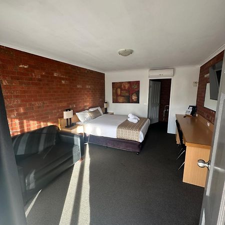 אצ'וקה Pevensey Motor Lodge מראה חיצוני תמונה