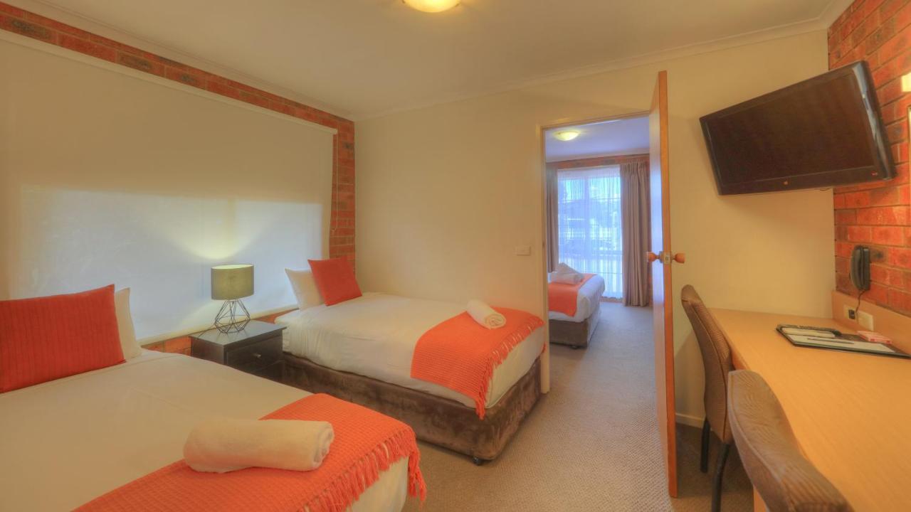 אצ'וקה Pevensey Motor Lodge מראה חיצוני תמונה