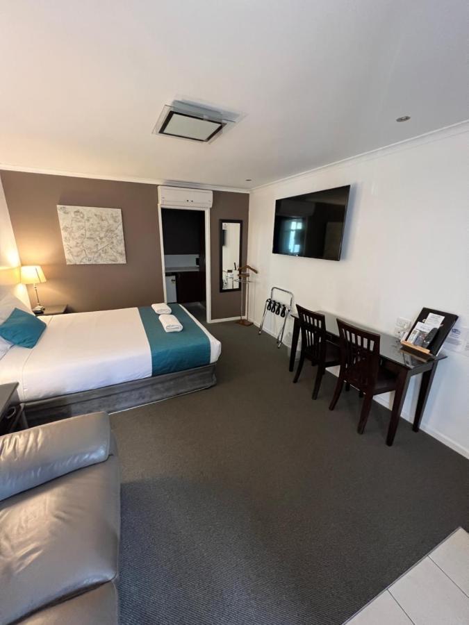 אצ'וקה Pevensey Motor Lodge מראה חיצוני תמונה