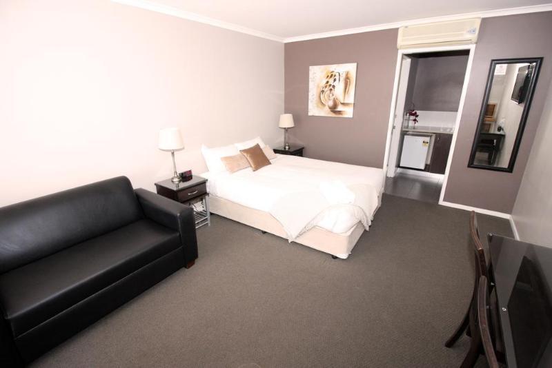 אצ'וקה Pevensey Motor Lodge מראה חיצוני תמונה