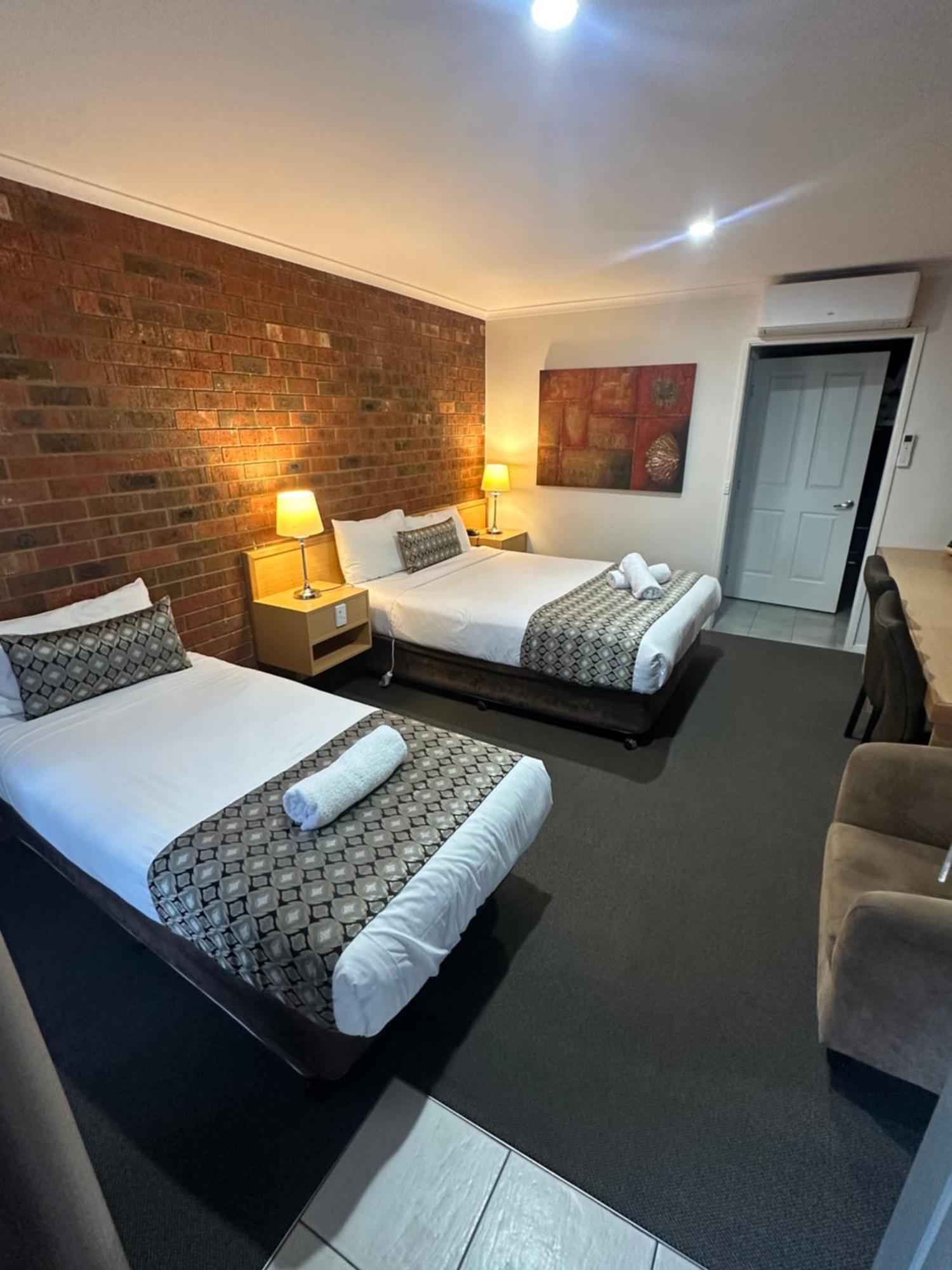 אצ'וקה Pevensey Motor Lodge מראה חיצוני תמונה