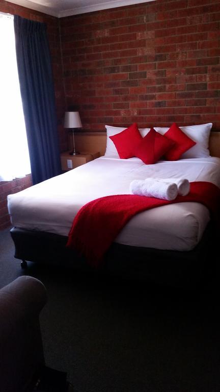 אצ'וקה Pevensey Motor Lodge מראה חיצוני תמונה