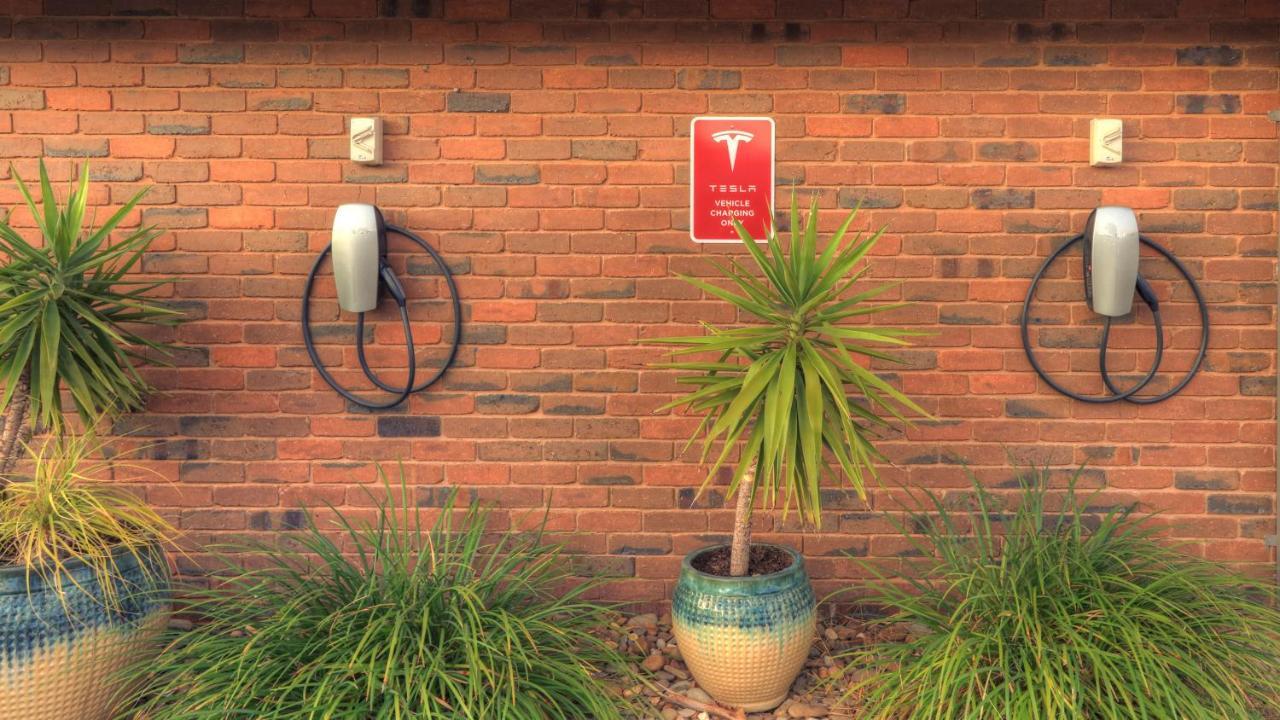 אצ'וקה Pevensey Motor Lodge מראה חיצוני תמונה