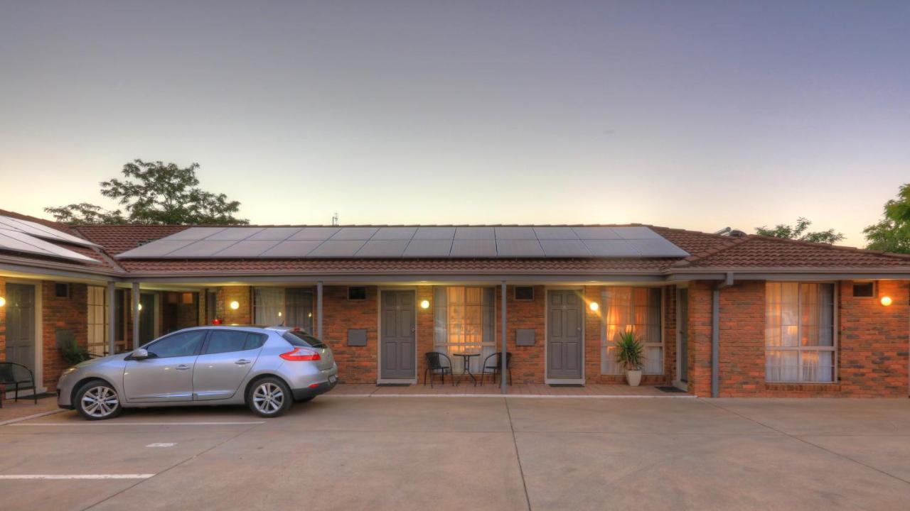אצ'וקה Pevensey Motor Lodge מראה חיצוני תמונה