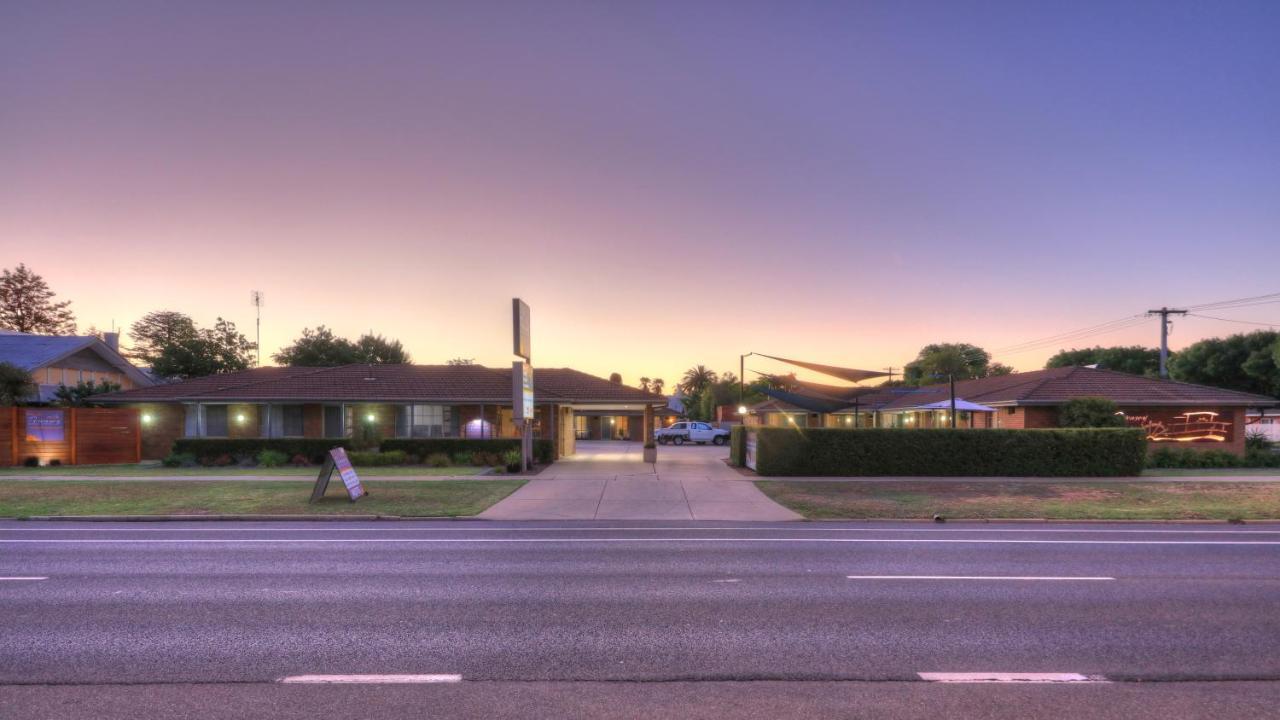 אצ'וקה Pevensey Motor Lodge מראה חיצוני תמונה