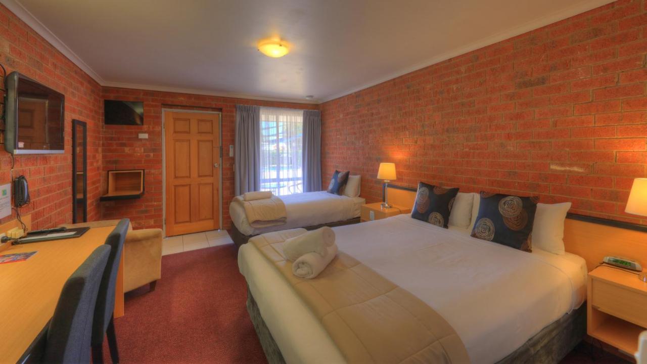 אצ'וקה Pevensey Motor Lodge מראה חיצוני תמונה